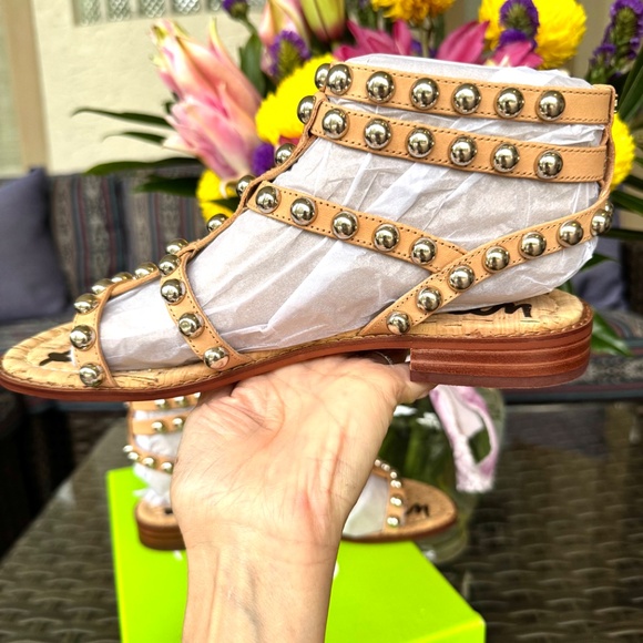 NIB Sam Edelman Eavan Gladiator Studded Sand Sandals - 7 M - Picture 2 of 8